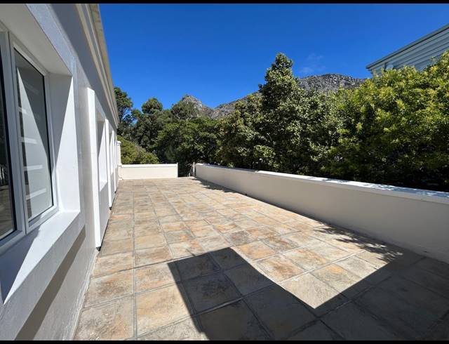 159M² OFFICE TO LET IN STEENBERG